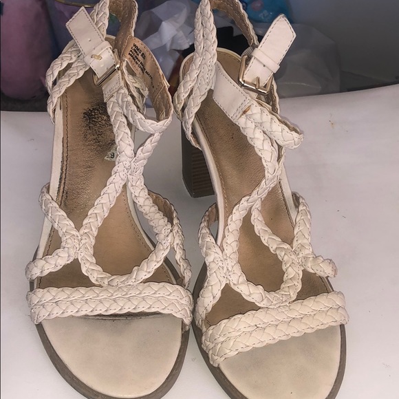 Heels - Picture 2 of 2